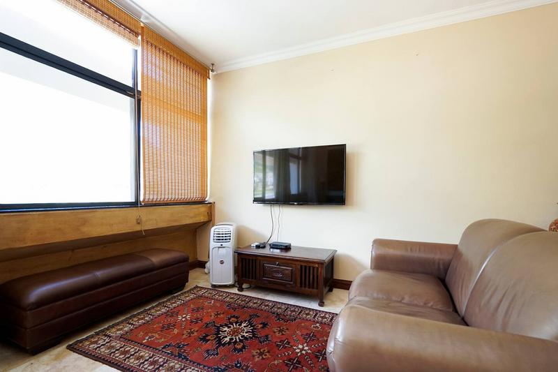 To Let 0 Bedroom Property for Rent in Oranjezicht Western Cape